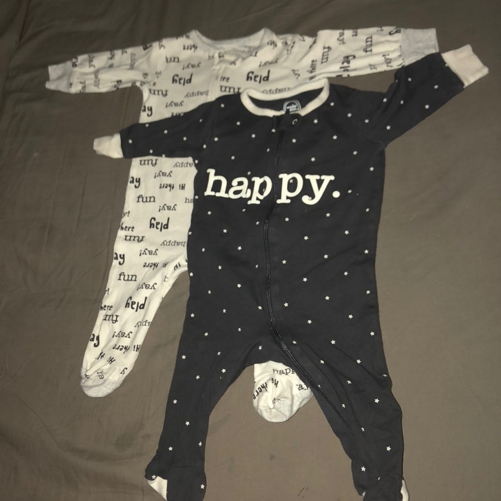 Gender neutral baby sleep n plays